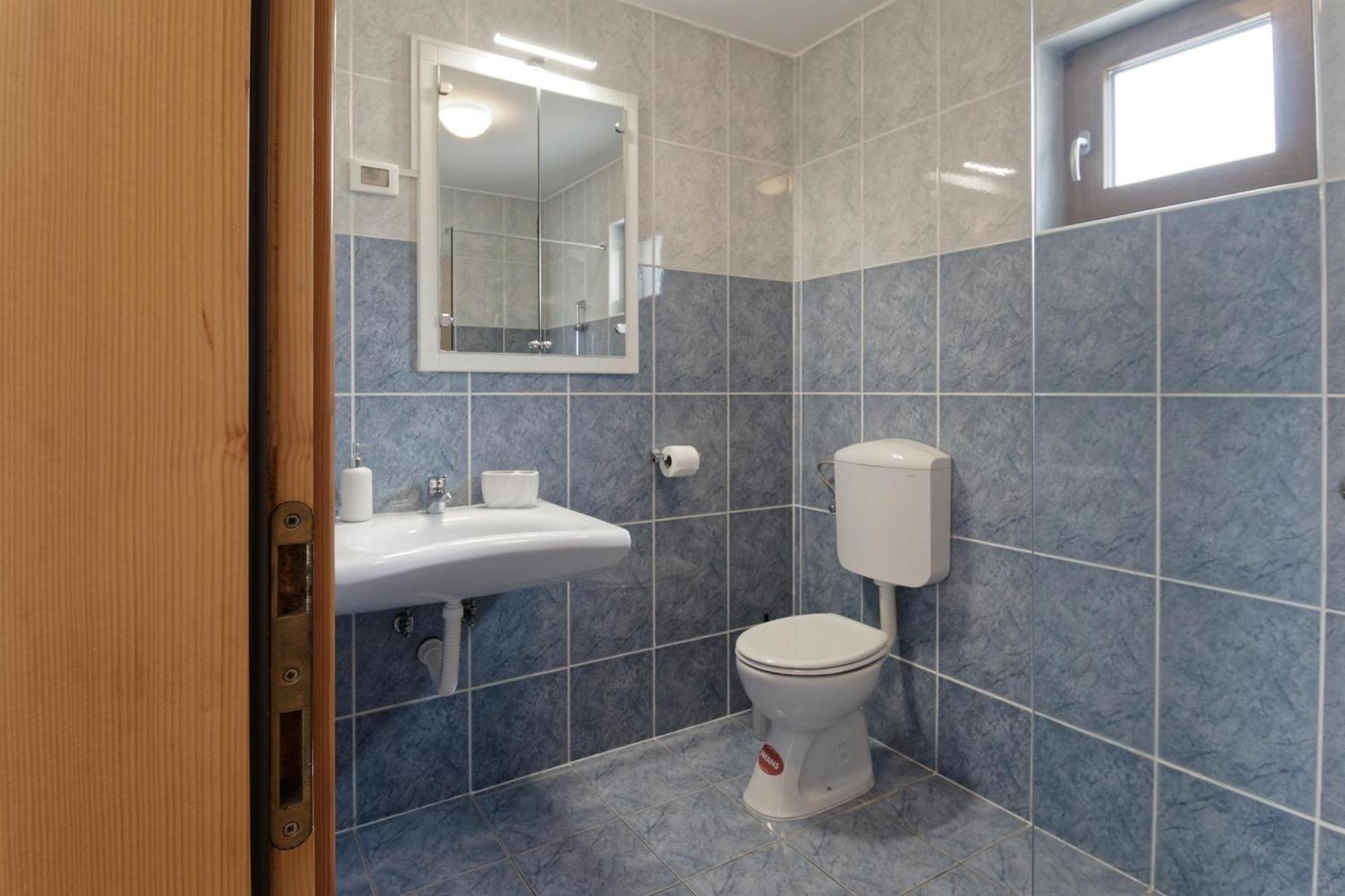 Višnjan Apartment Larissa By Rent Istria מראה חיצוני תמונה