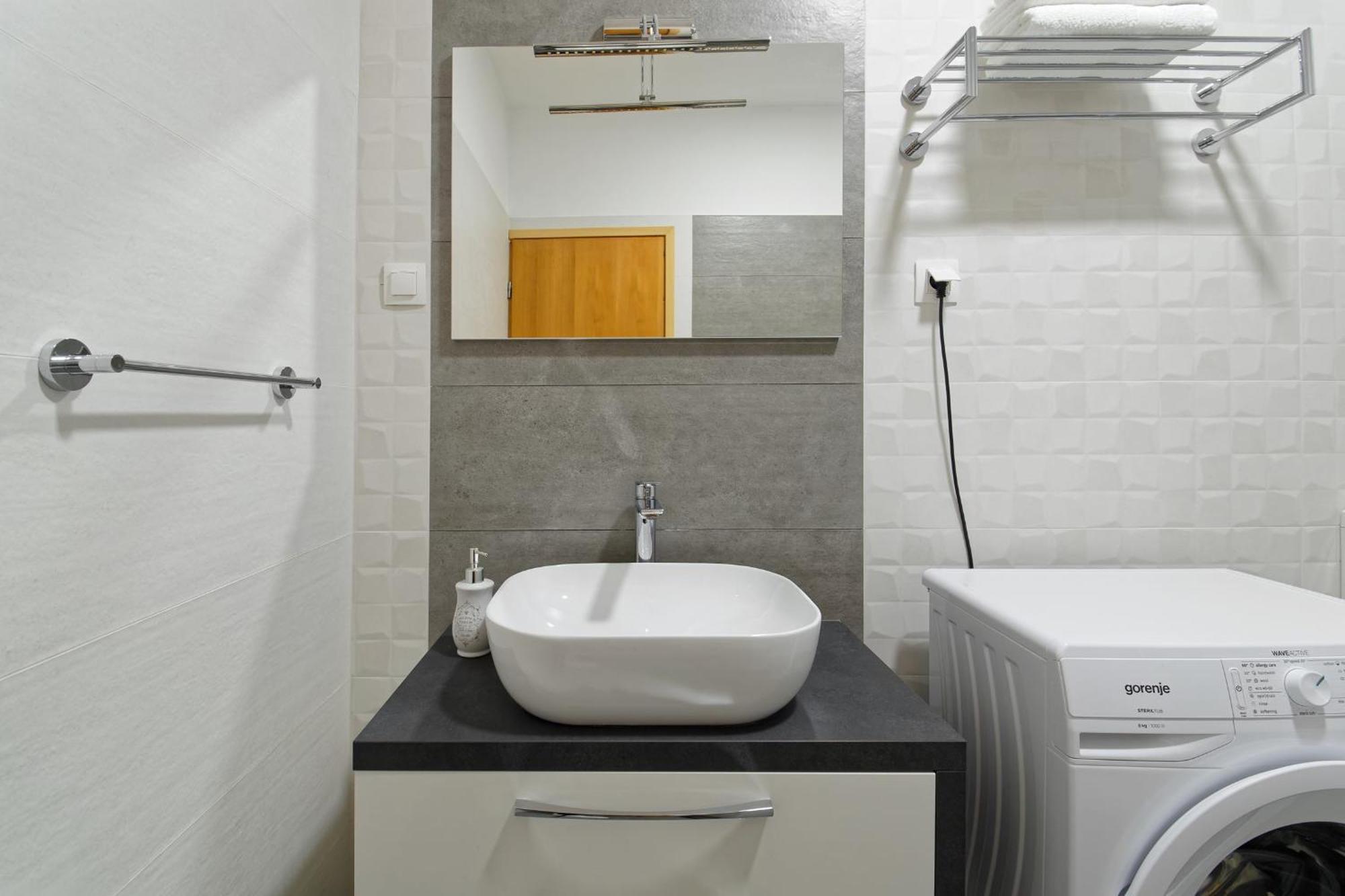 Višnjan Apartment Larissa By Rent Istria מראה חיצוני תמונה
