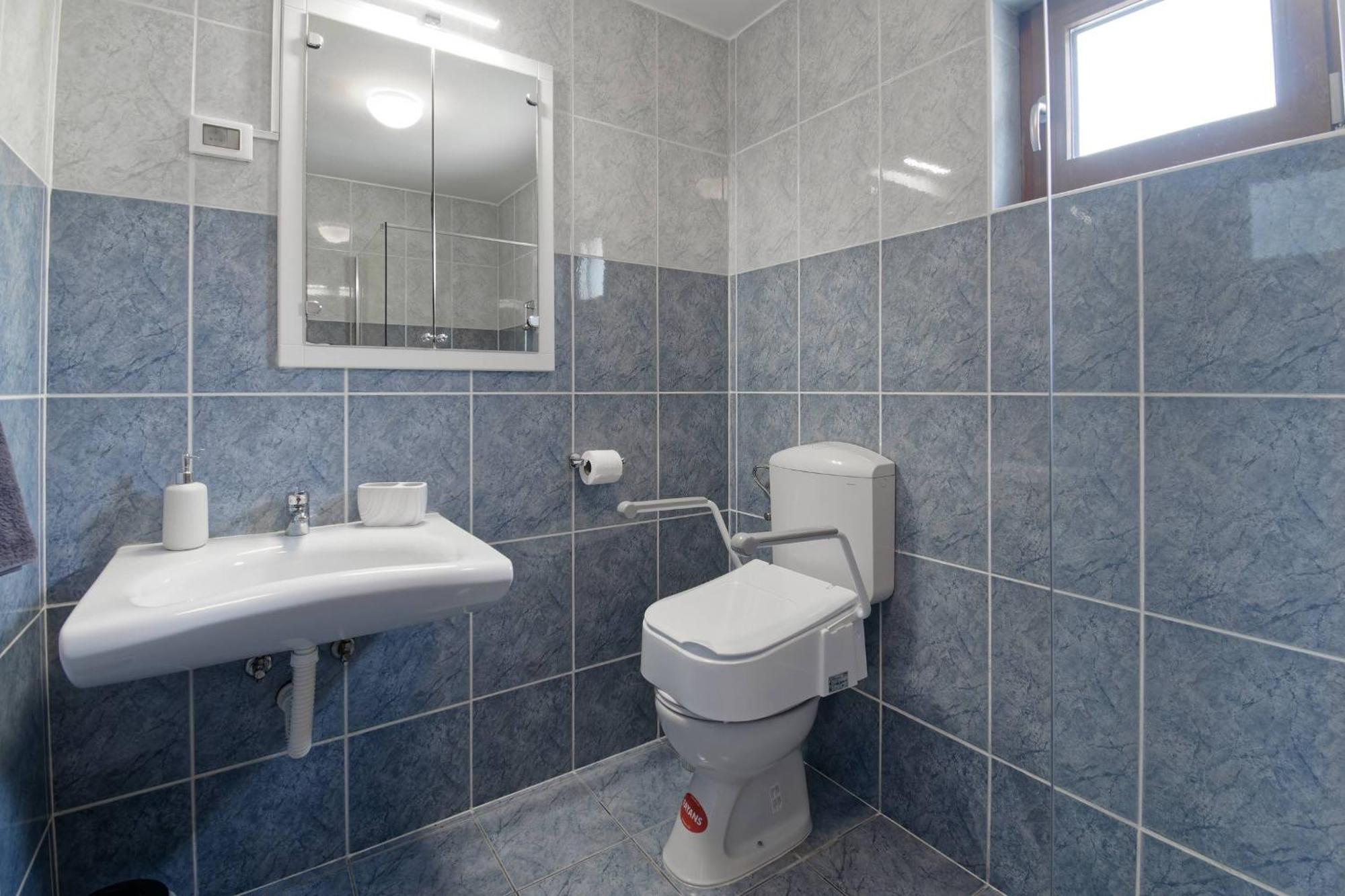 Višnjan Apartment Larissa By Rent Istria מראה חיצוני תמונה