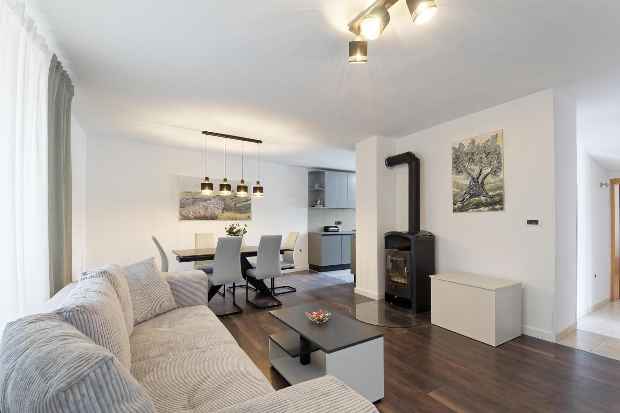 Višnjan Apartment Larissa By Rent Istria מראה חיצוני תמונה